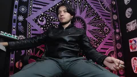 DICAPRIO online show from February 11, 2025, 8:52 pm