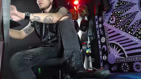 DICAPRIO online show from March 10, 2025, 5:39 pm