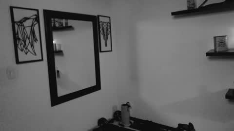 Snapshot of dickdamian_ chatting on December 23, 2024, 6:27 pm Damin online show from December 23, 2024, 6:27 pm