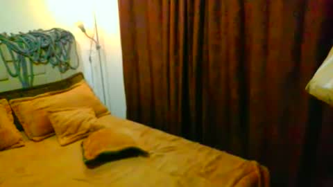 Snapshot of dickdamian_ chatting on February 21, 2025, 10:59 pm Damin online show from February 21, 2025, 10:59 pm