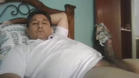 dickeduardo online show from March 24, 2026, 9:53 pm