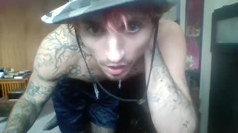 Snapshot of dickyxoxo chatting on February 19, 2026, 8:38 pm Dicky Nelson online show from February 19, 2026, 8:38 pm