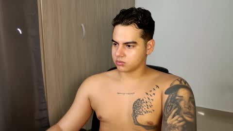 Snapshot of diego_cazas chatting on June 3, 2026, 6:57 pm DIEGO CAZAS online show from June 3, 2026, 6:57 pm