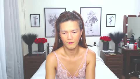 Dennesse online show from February 9, 2025, 11:57 pm