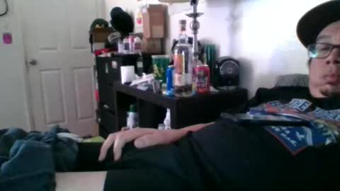 Snapshot of digb_bastard chatting on April 4, 2026, 7:50 am digb_bastard online show from April 4, 2026, 7:50 am