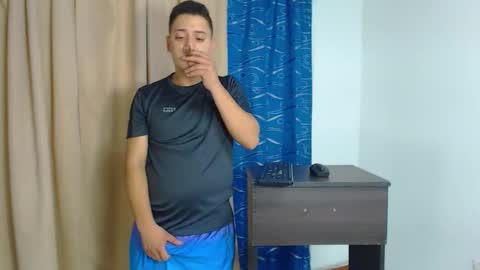 diiego_xxx online show from March 12, 2025, 12:04 pm