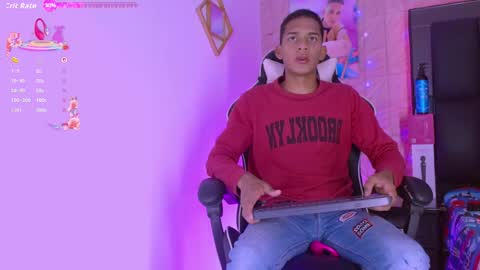 Dilan online show from November 2, 2025, 8:11 pm