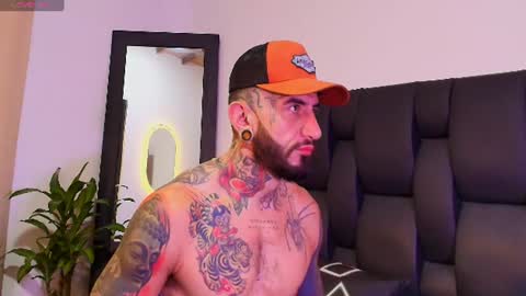 Snapshot of dilan_scootk_j chatting on July 19, 2026, 12:20 pm Dilan Scootk online show from July 19, 2026, 12:20 pm