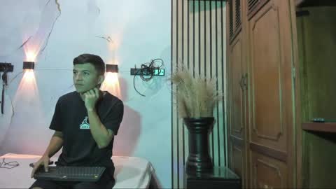 Snapshot of dilanandking chatting on May 18, 2026, 12:55 pm dilanandking online show from May 18, 2026, 12:55 pm