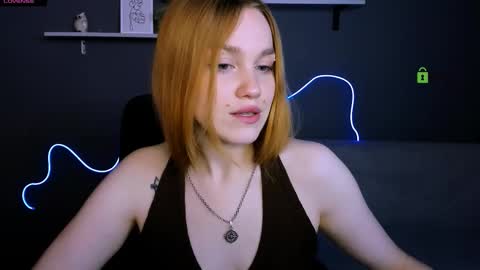 dilara_sunny online show from October 4, 2025, 7:12 pm