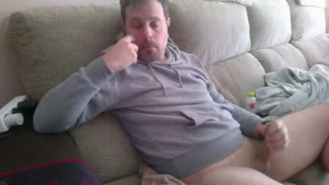 dili999 online show from April 5, 2026, 10:01 am