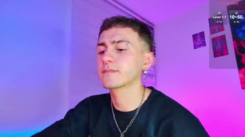 Julian Independent Model online show from April 4, 2026, 11:13 pm