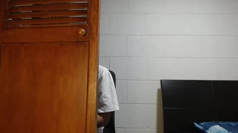 Dimitri online show from April 19, 2026, 3:17 am