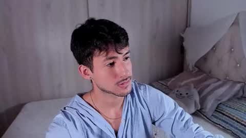 Fabian online show from October 21, 2025, 3:35 pm