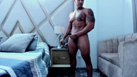 dimitriklein online show from November 15, 2025, 3:26 am