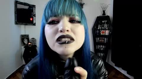 dimmuanddarkness online show from September 24, 2025, 7:23 am