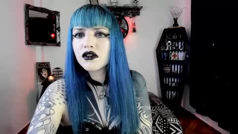 dimmuanddarkness online show from October 2, 2025, 7:59 am