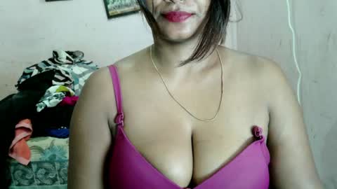 dimple_love online show from July 28, 2026, 9:03 pm