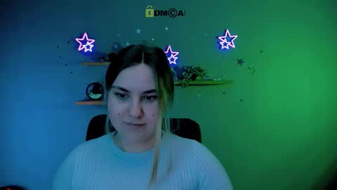 dina_bloom online show from February 17, 2026, 9:10 pm