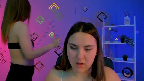 dina_bloom online show from April 5, 2026, 7:00 pm