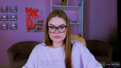 Snapshot of dina_fox_ chatting on December 19, 2024, 12:23 pm dina_fox_ online show from December 19, 2024, 12:23 pm