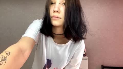 Snapshot of dinakonno chatting on April 3, 2026, 9:51 am Amelia online show from April 3, 2026, 9:51 am