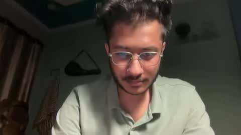 Snapshot of dinchain chatting on April 14, 2026, 6:03 pm Dinchain online show from April 14, 2026, 6:03 pm