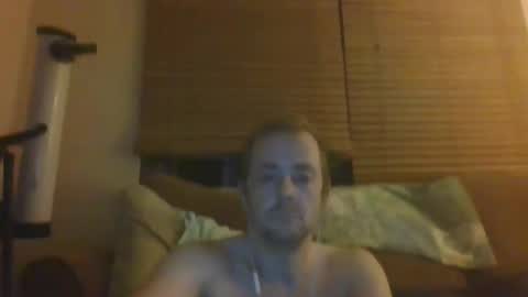 dingleberryjonesmagee online show from April 16, 2026, 8:04 am