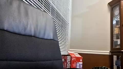 Snapshot of dinokat69 chatting on October 18, 2025, 3:20 am Dinokat online show from October 18, 2025, 3:20 am