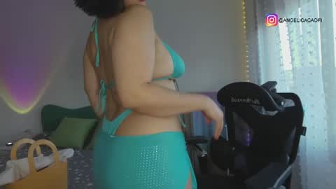 Snapshot of diosa_cadenas chatting on May 27, 2026, 7:00 pm Anglica A online show from May 27, 2026, 7:00 pm