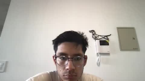 dioslatino online show from December 1, 2025, 1:05 pm