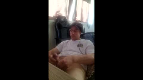 Snapshot of dirkdigglerofficial chatting on June 11, 2026, 5:49 am dirkdigglerofficial online show from June 11, 2026, 5:49 am