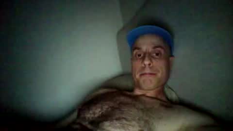 Snapshot of dirkdigglerofficial chatting on July 10, 2026, 10:07 am dirkdigglerofficial online show from July 10, 2026, 10:07 am