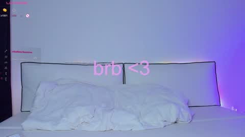 Hailey online show from February 5, 2025, 3:23 am