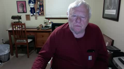 dirtrider195080438 online show from June 2, 2026, 5:31 am
