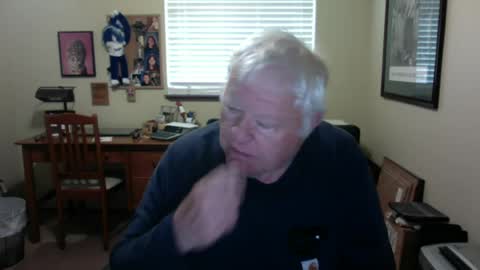 dirtrider195080438 online show from June 14, 2026, 7:49 pm