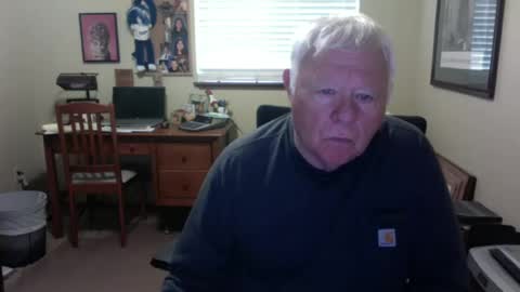 dirtrider195080438 online show from July 15, 2026, 11:10 pm