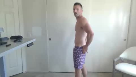 dirty_birdy_ online show from April 28, 2026, 6:35 pm