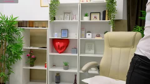 dirty_mature online show from February 20, 2025, 6:39 am