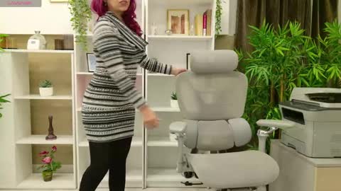 dirty_mature online show from April 16, 2026, 3:24 pm