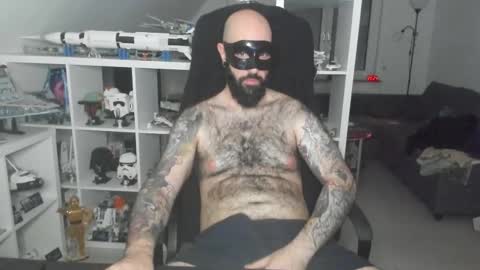 Robert online show from November 30, 2025, 7:29 pm