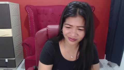 Snapshot of dirtyfungirl chatting on December 11, 2024, 10:06 pm LatexQueen online show from December 11, 2024, 10:06 pm