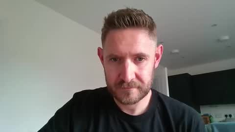 Snapshot of dirtylondon729 chatting on May 7, 2026, 1:27 pm Exhibitionist Ben online show from May 7, 2026, 1:27 pm