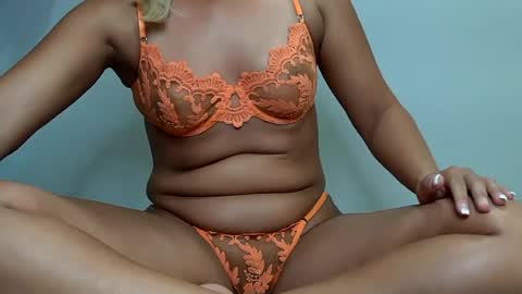 Snapshot of dirtythirtybabe01 chatting on July 20, 2026, 5:44 am dirtythirtybabe01 online show from July 20, 2026, 5:44 am