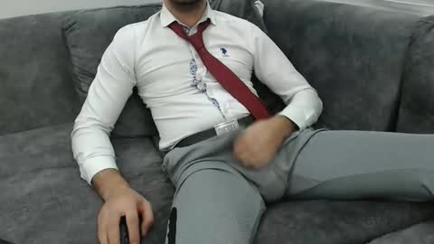 dirtyybooyy77 online show from October 12, 2025, 10:42 pm