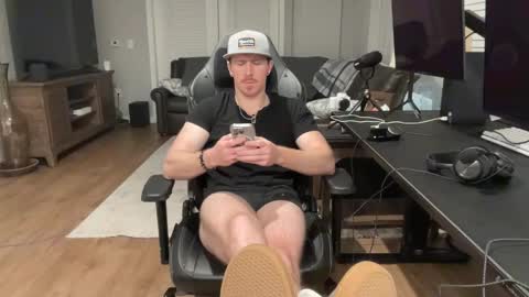 JustinDulgeXXX online show from March 3, 2025, 4:58 am