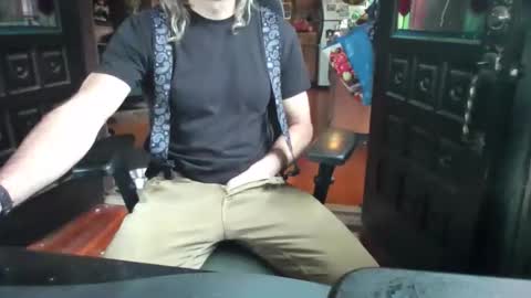 disgruntledyetti0101 online show from April 2, 2026, 11:24 pm