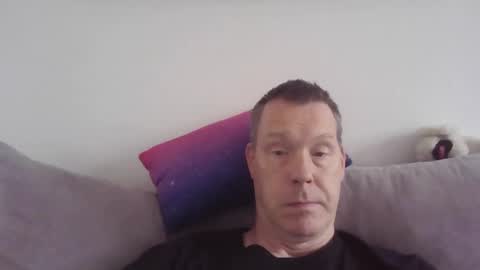 disney0988 online show from April 10, 2026, 2:33 pm