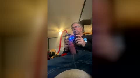 dispencer74 online show from February 6, 2026, 7:06 pm