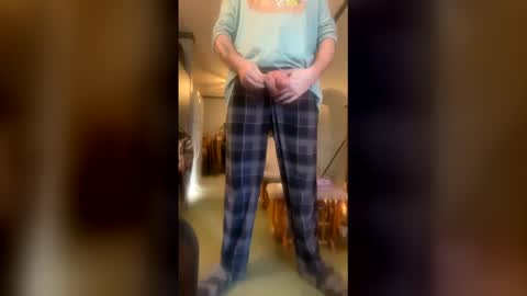 dispencer74 online show from February 15, 2026, 10:50 pm